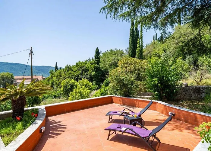 Three Bedroom Surrounded By Nature With Pool * Gruda