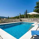 Three Bedroom Surrounded By Nature With Pool Βίλα *