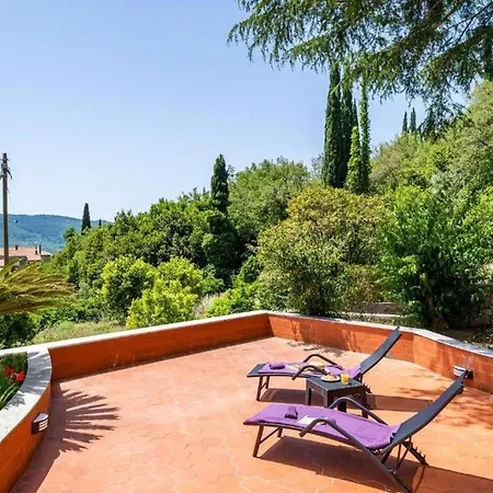 Three Bedroom Surrounded By Nature With Pool * Gruda